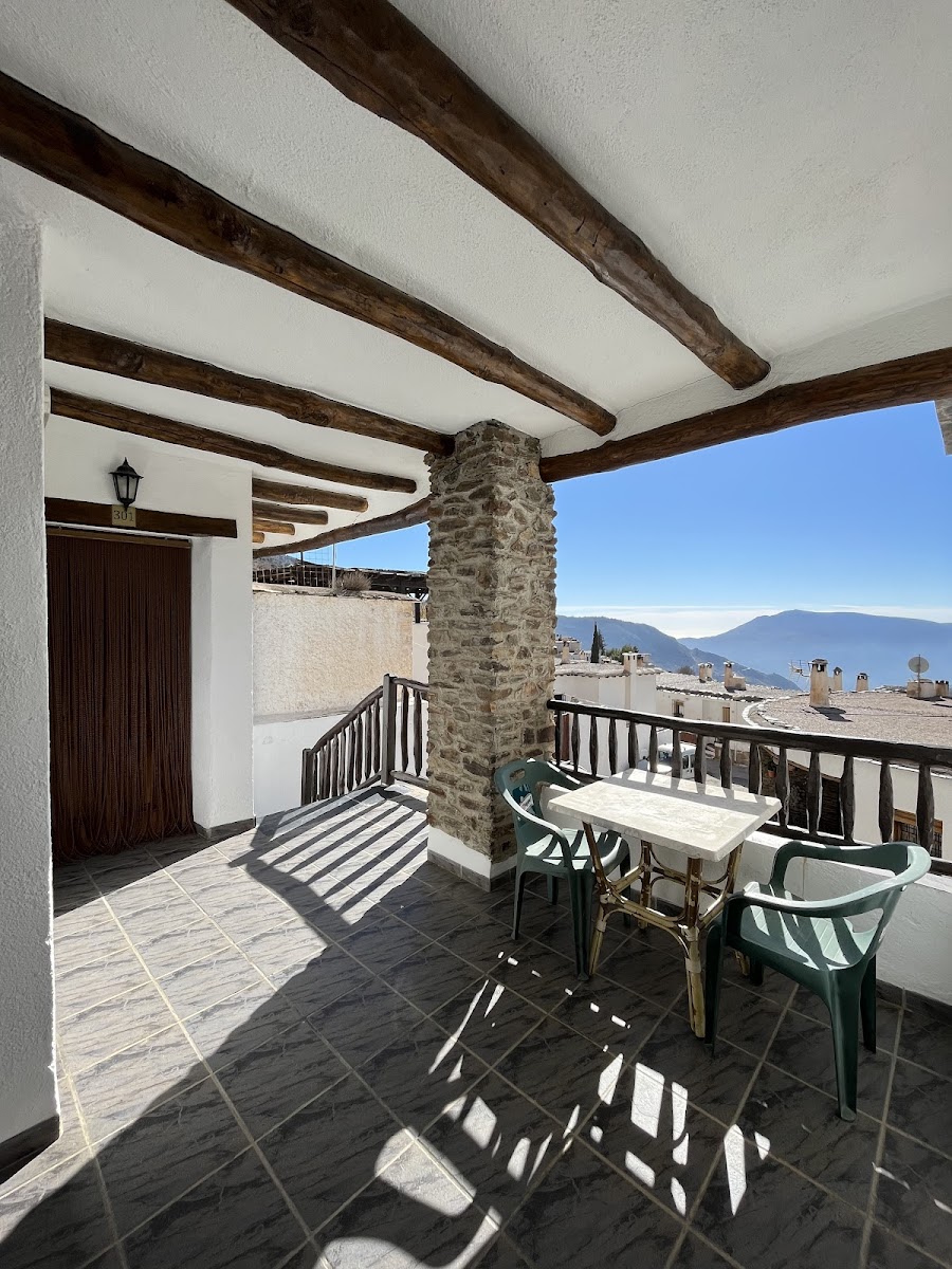 Hostal Ruta de las Nieves